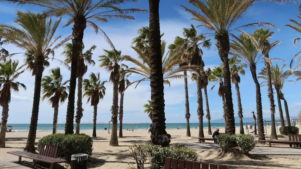 Solimar 10 Salou Solo Familias Con Parking Y Piscina 0*,  Spain
