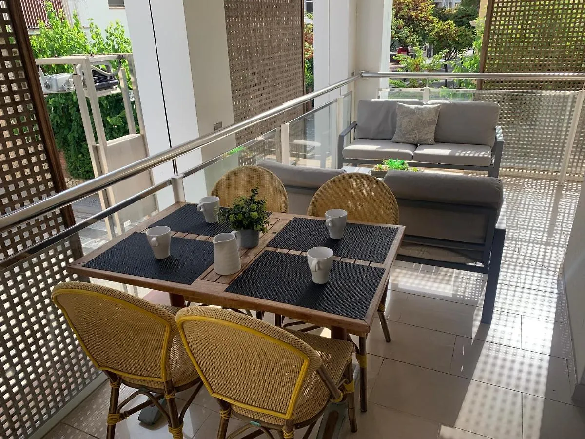 Solimar 10 Salou Solo Familias Con Parking Y Piscina 0*,  Spain